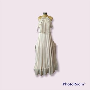NWT Stunning Bridesmaid gown in Cappuccino color size 16